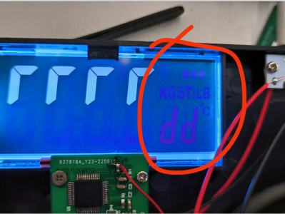 关于stm8l152c6t6驱动lcd的显示虚影的问题