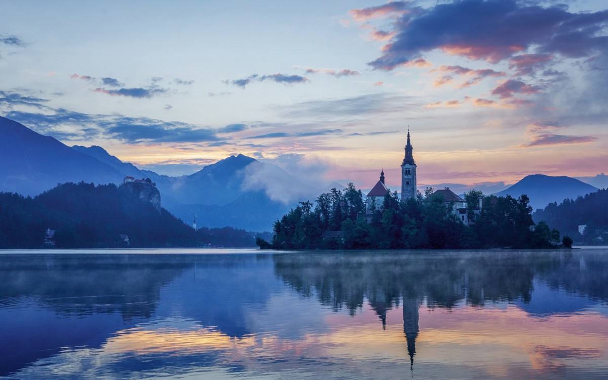 优美的布莱德湖风景.jpeg 优美的布莱德湖风景.jpeg