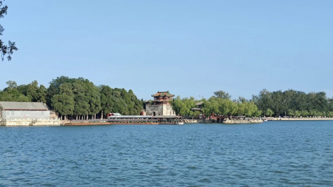 颐和园美丽的风景.jpeg